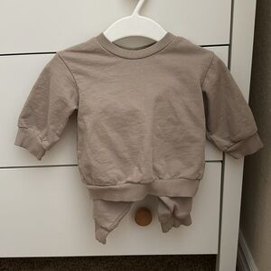 H&M Baby matching cotton sweatpants and sweatshirt in light pink